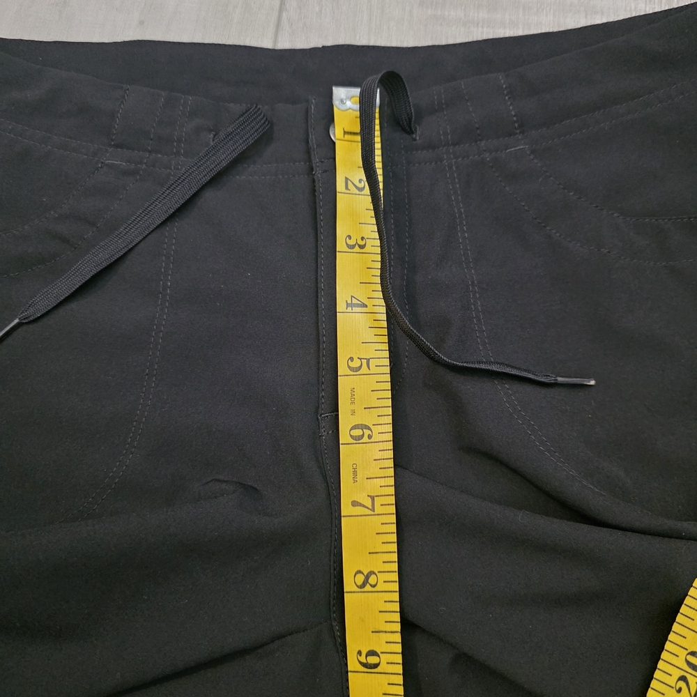 Patagonia Black Capri Pants Women’s Size 8 Lightweight Outdoor Hiking - Picture 12 of 14
